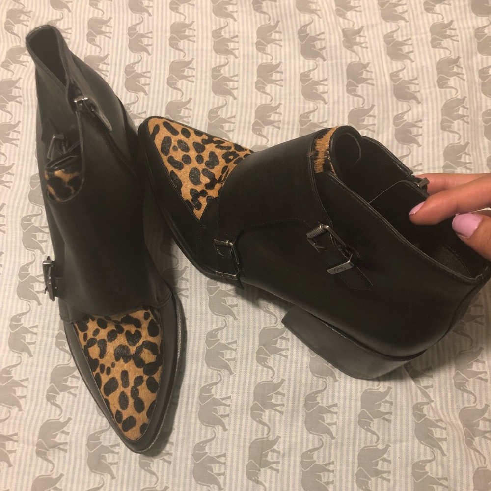 Circus by Sam Edelman booties!